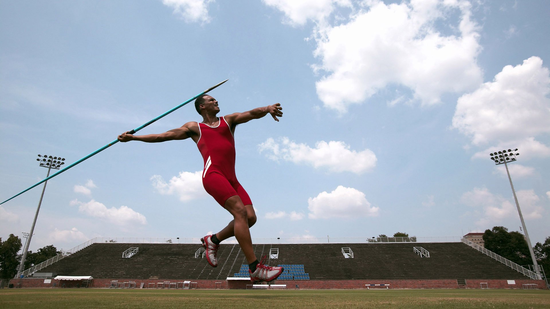 国际足球裁判培训体系逐步本土化，国际足球裁判培训体系逐步本土化的原因